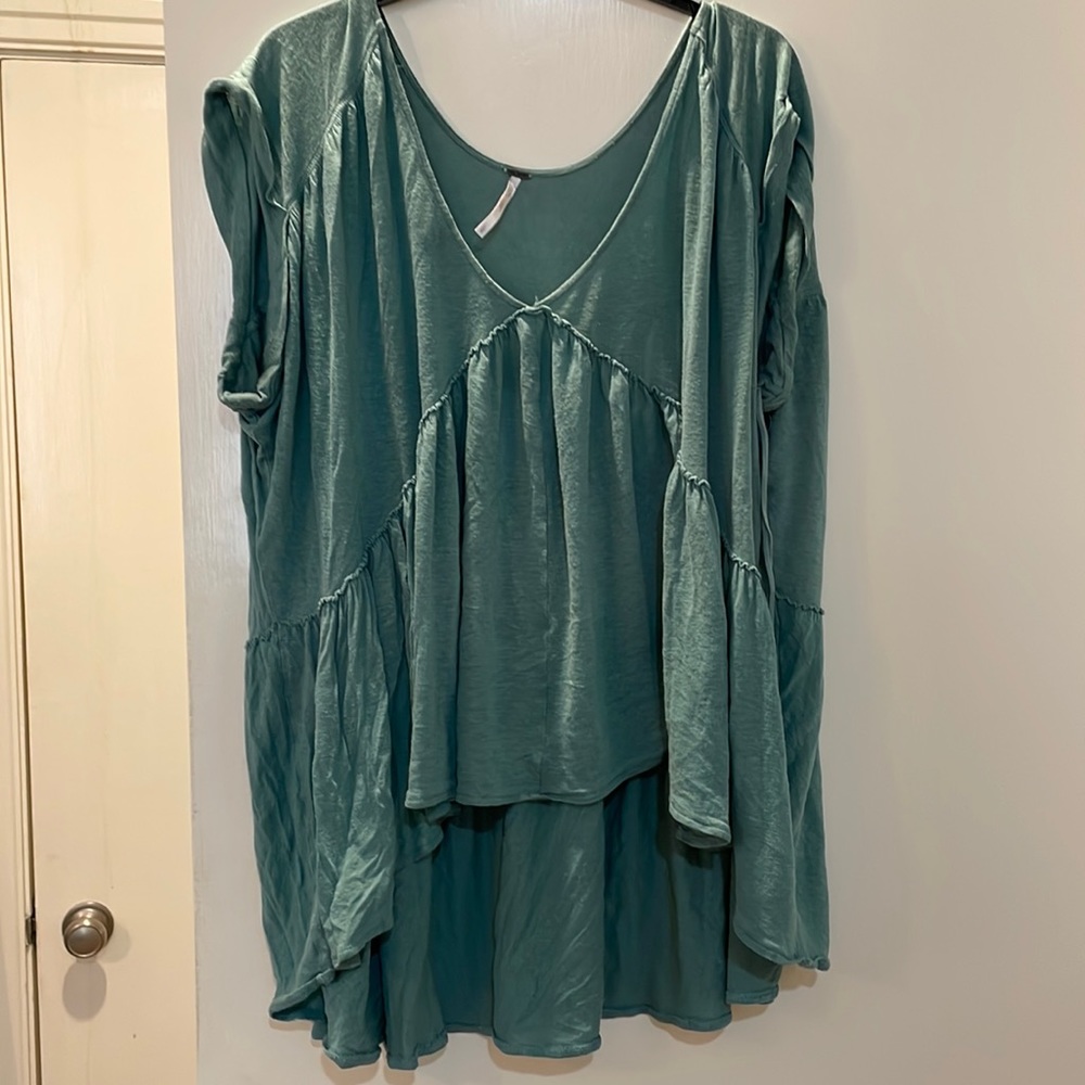 Free People High Low Top